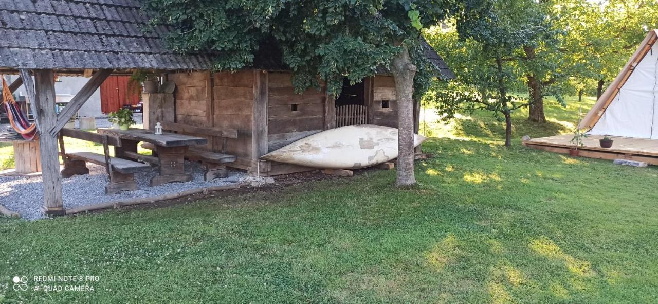 Hotel Na Vrtu K25 à Gradac Extérieur photo