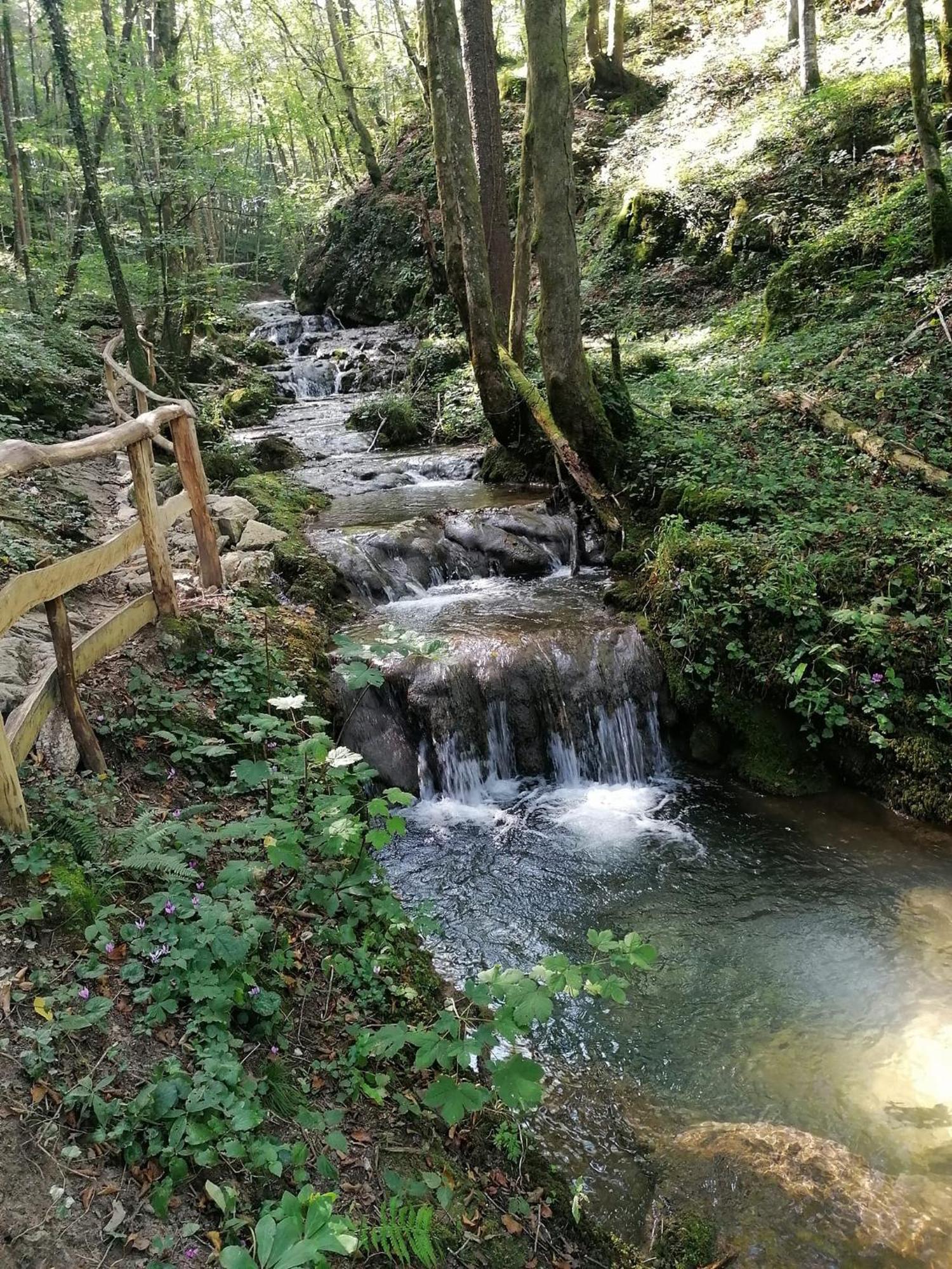 Hotel Na Vrtu K25 à Gradac Extérieur photo